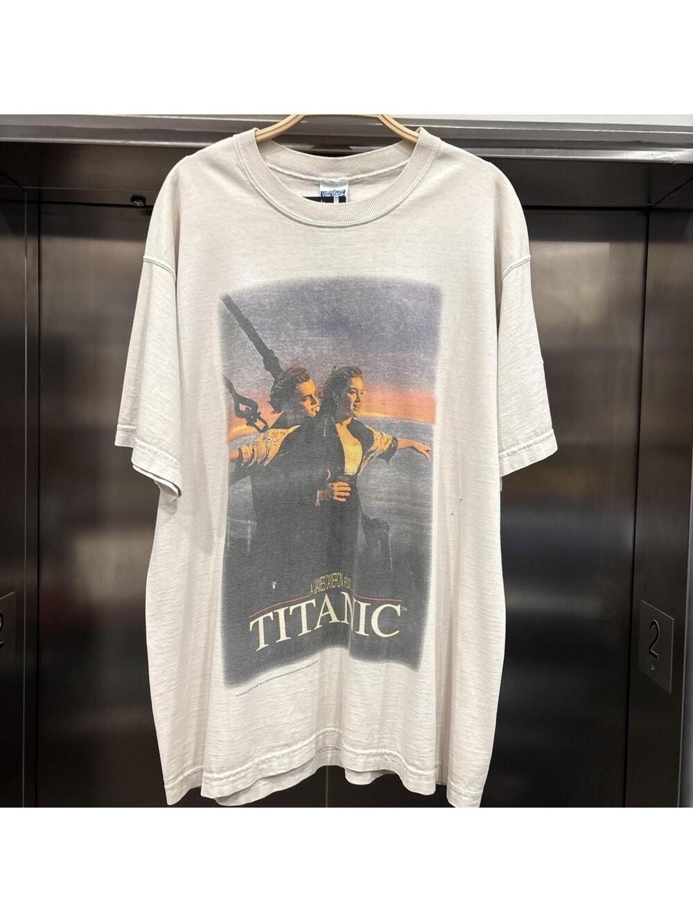 1998 Titanic Vintage Movie Promo Tee